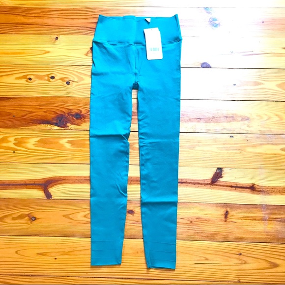Fabletics Dark Jade SculptKnit Leggings, NWT, L - Picture 2 of 13